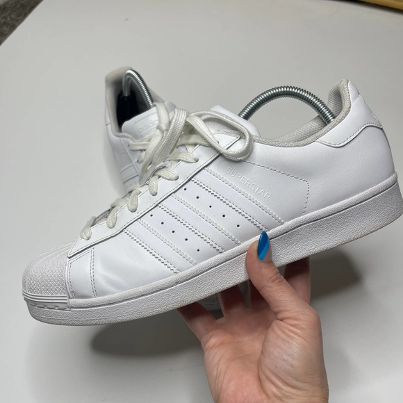adidas superstar triple white